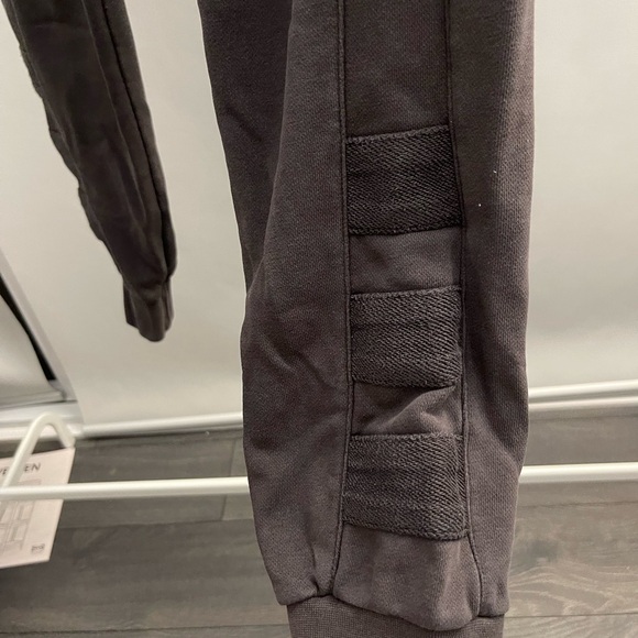 Adidas joggers - Picture 4 of 7